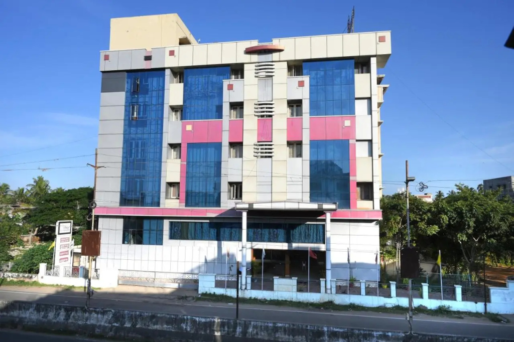 Poppys S.E.T Residency Kumbakonam.
