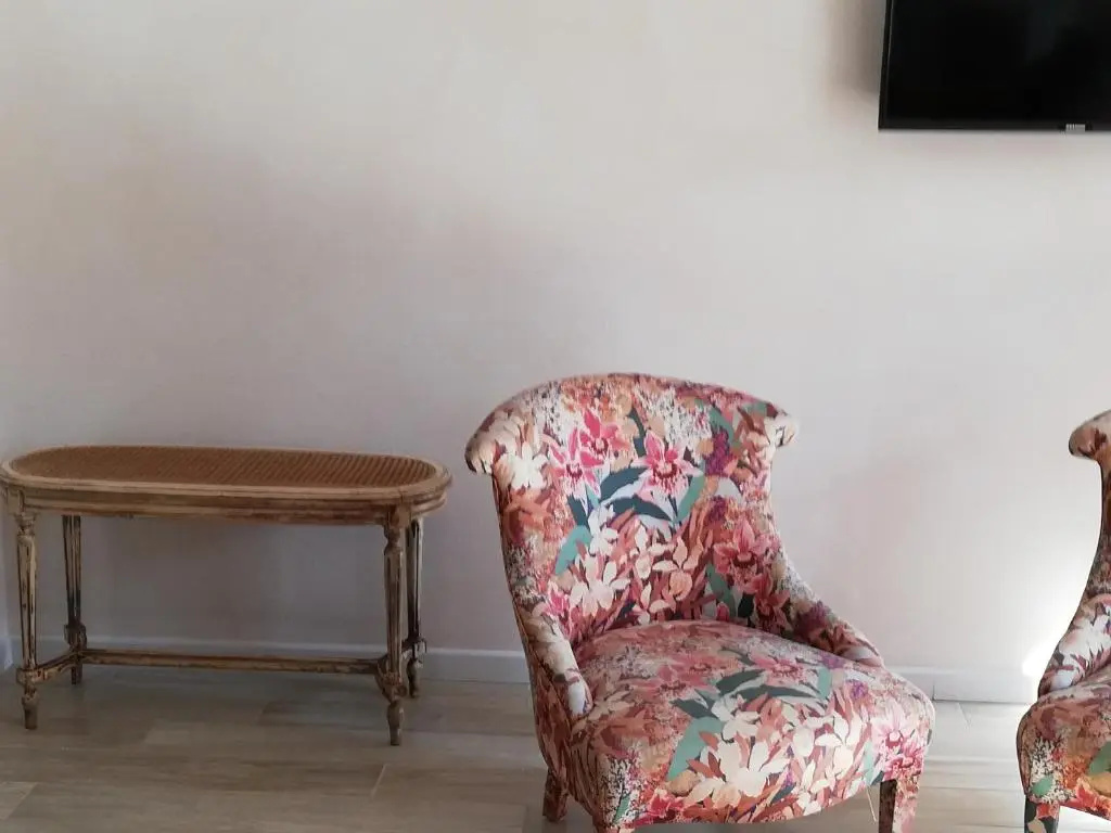 Standard Double room with garden view (full double bed)