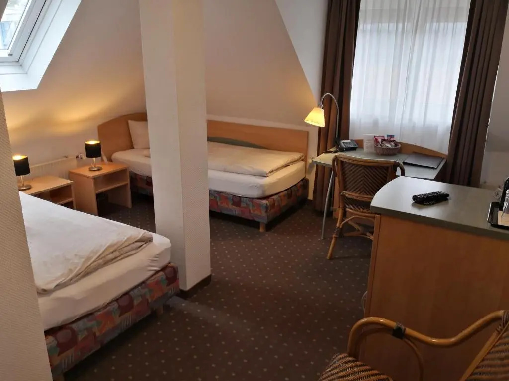 Standard Double room (twin beds)