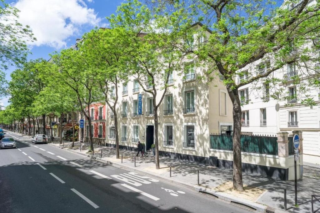 Hôtel Max by null