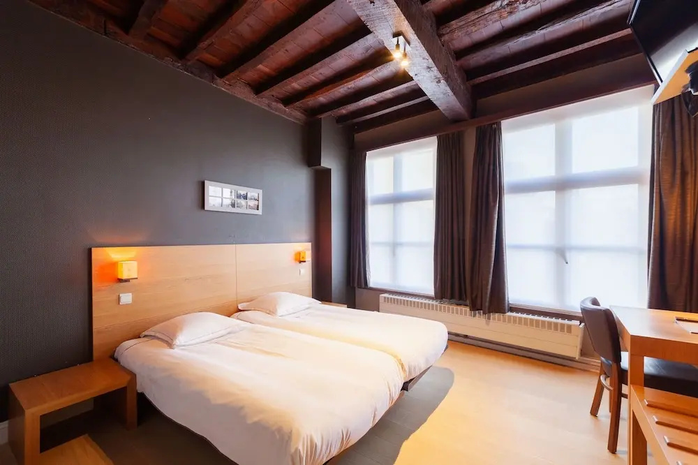 Hof van Aragon - Chambres