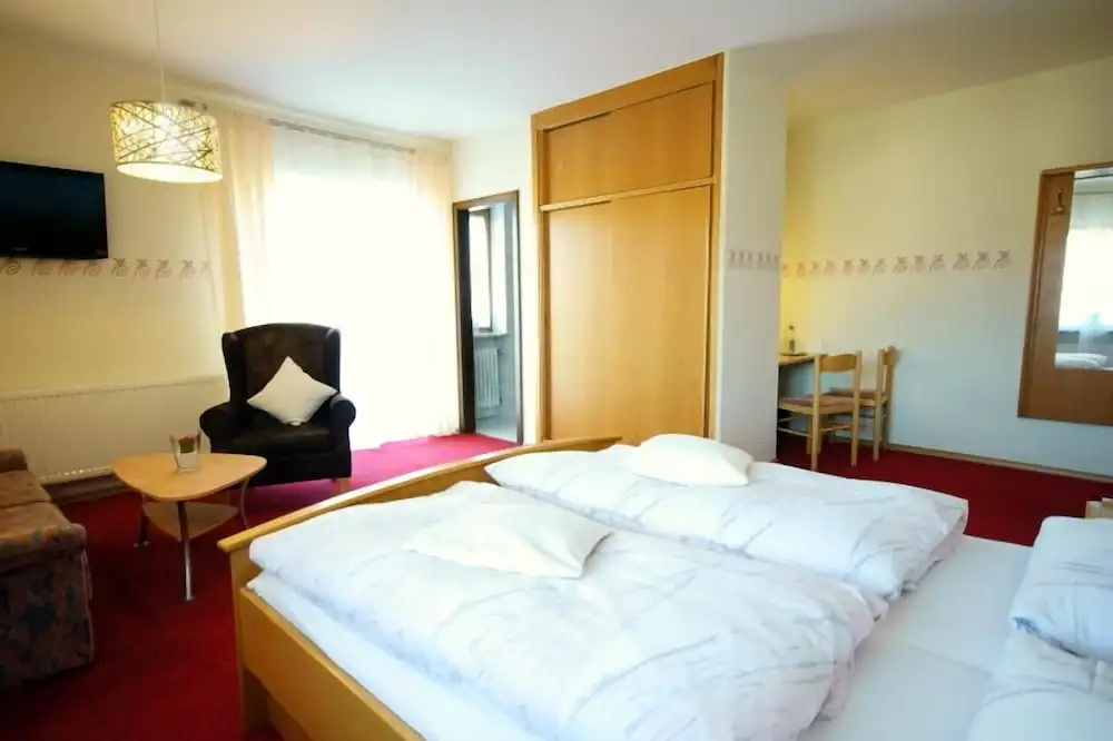 Landhotel Neuhof - Chambres