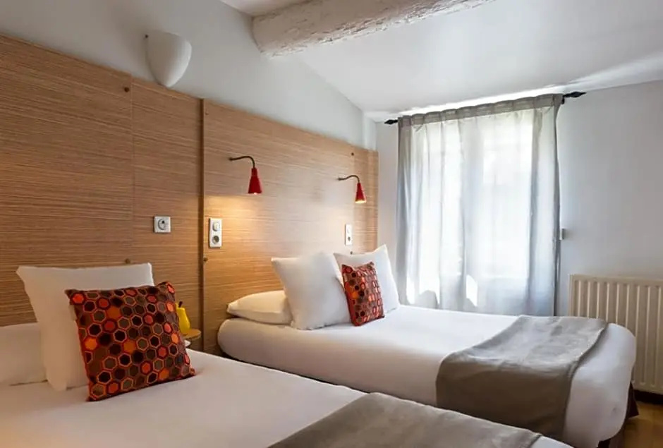 Hôtel Edmond Rostand - Chambres