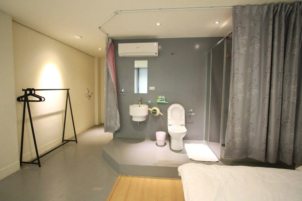 image url