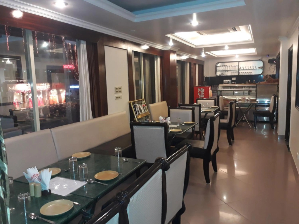 Hotel Sarthak - Général