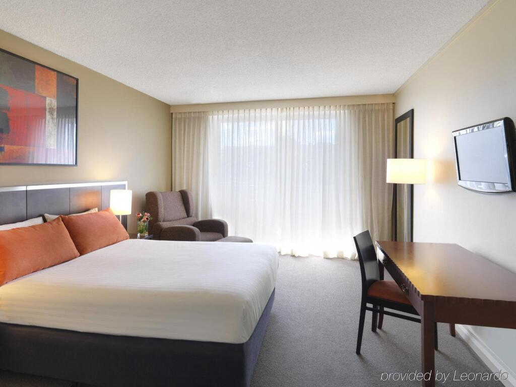 Travelodge Hotel Perth by null
