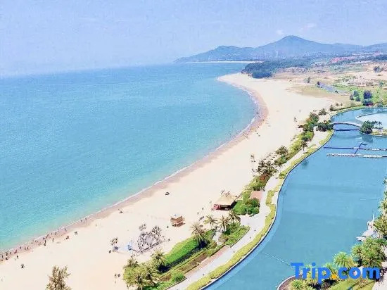 Beach & Waterfront