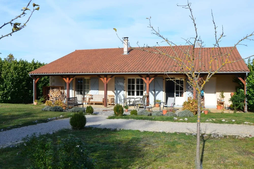 Voir la photo 4 — Bungalow in Lanzac With Panoramic Views