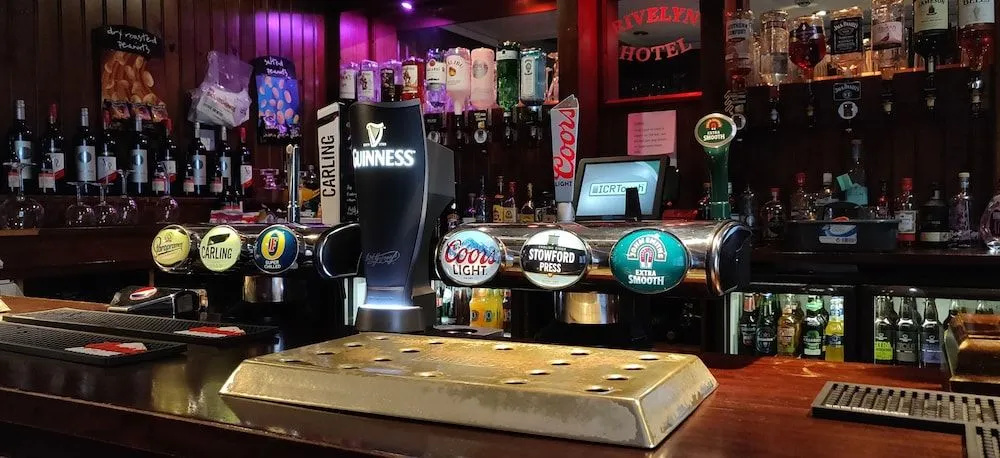 Rivelyn Hotel Bar & Restaurant - Général