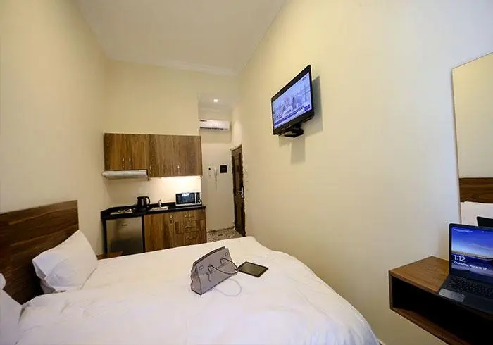 Double Studio with courtyard view (full double bed)