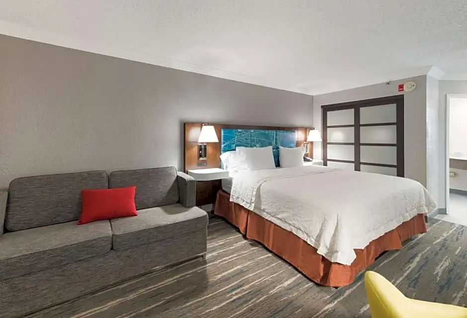 Double Studio (full double bed)