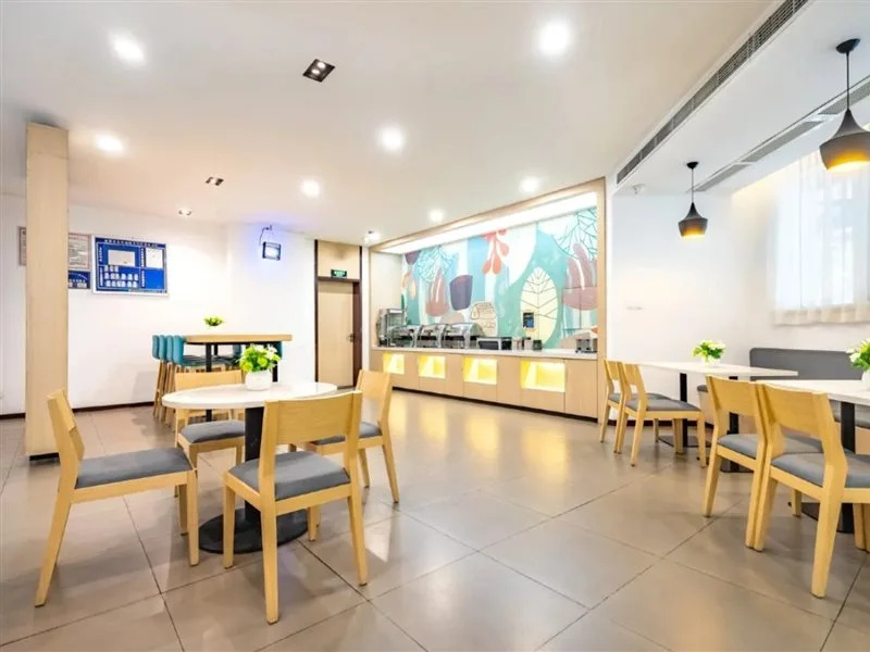 Food & Beverage