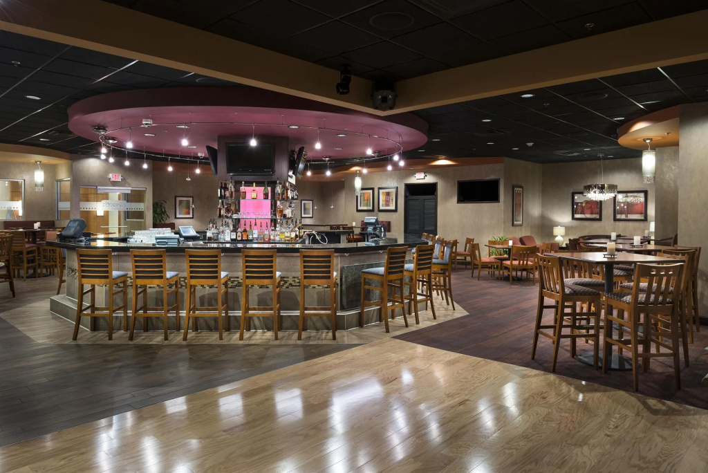 Food & Beverage