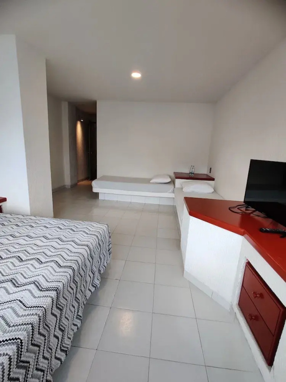 Standard room with street view