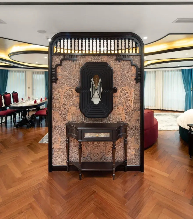 Presidential Suite