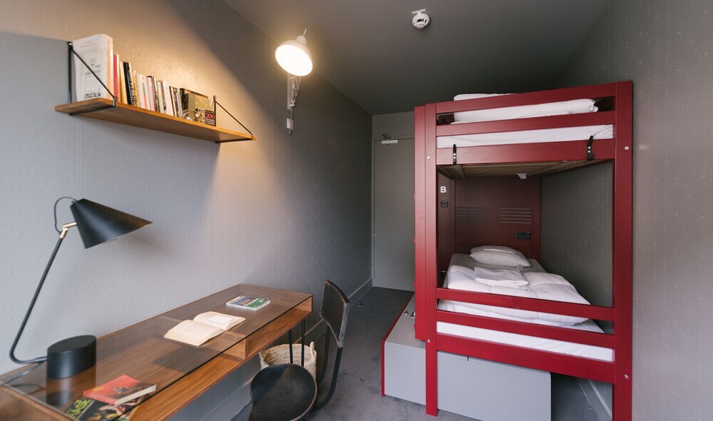 HO36 Hostel Lyon by null