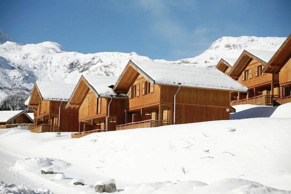 Alpine Retreat With Terrace
