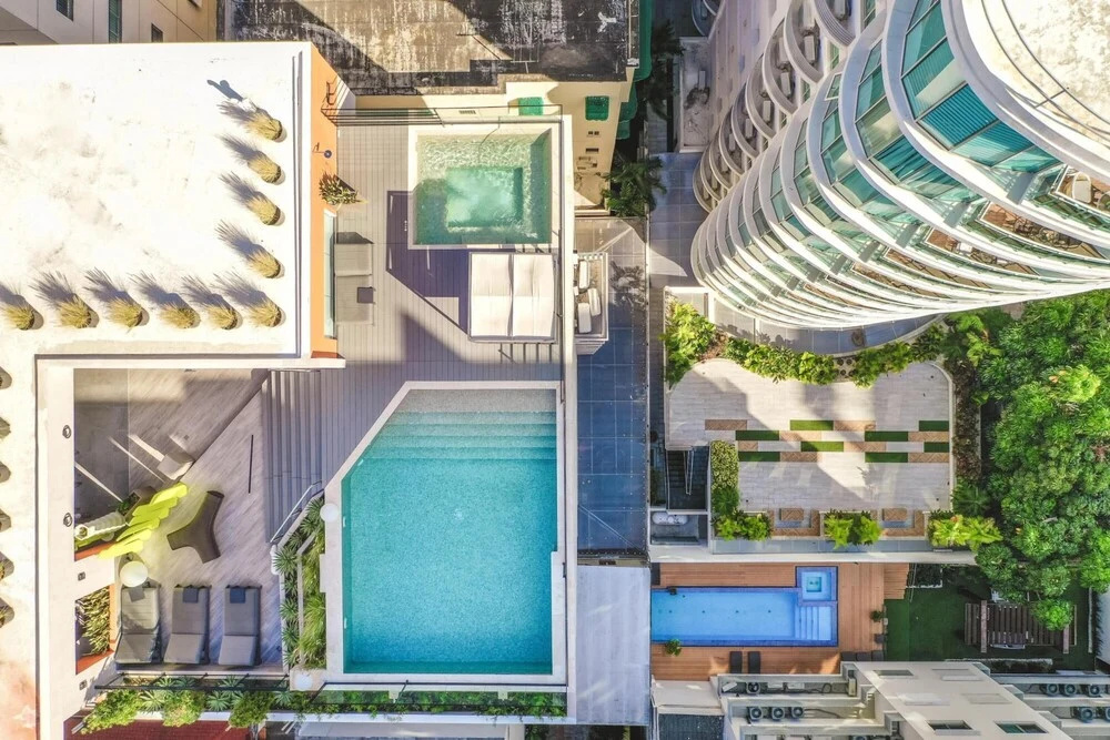 Flat in Regatta II With Breakfast Included 204