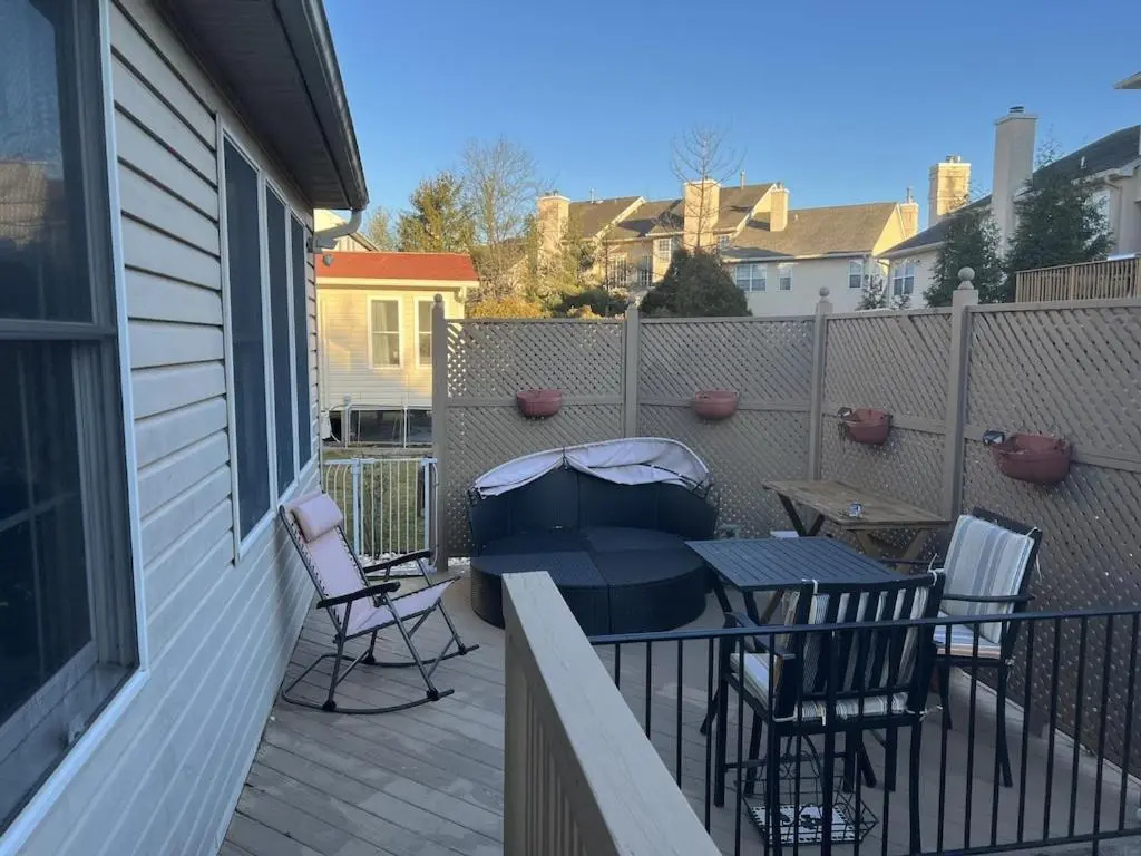 Balcony & Terrace