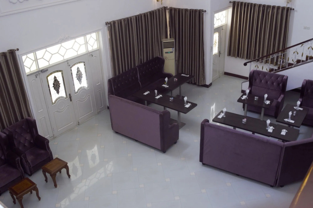 Kingsbridge Royale Hotel - Général