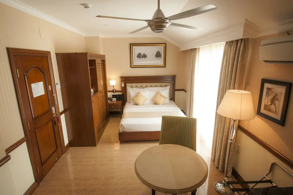 Central Hotel and Residences - Chambres