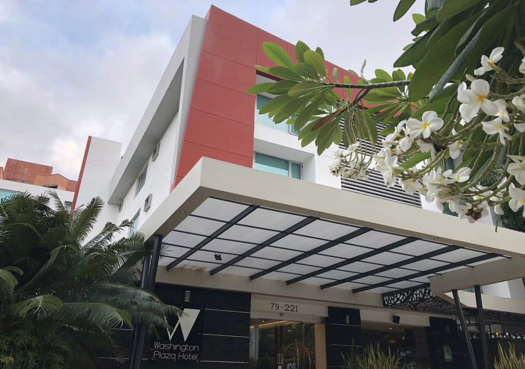 Hotel Washington Plaza
