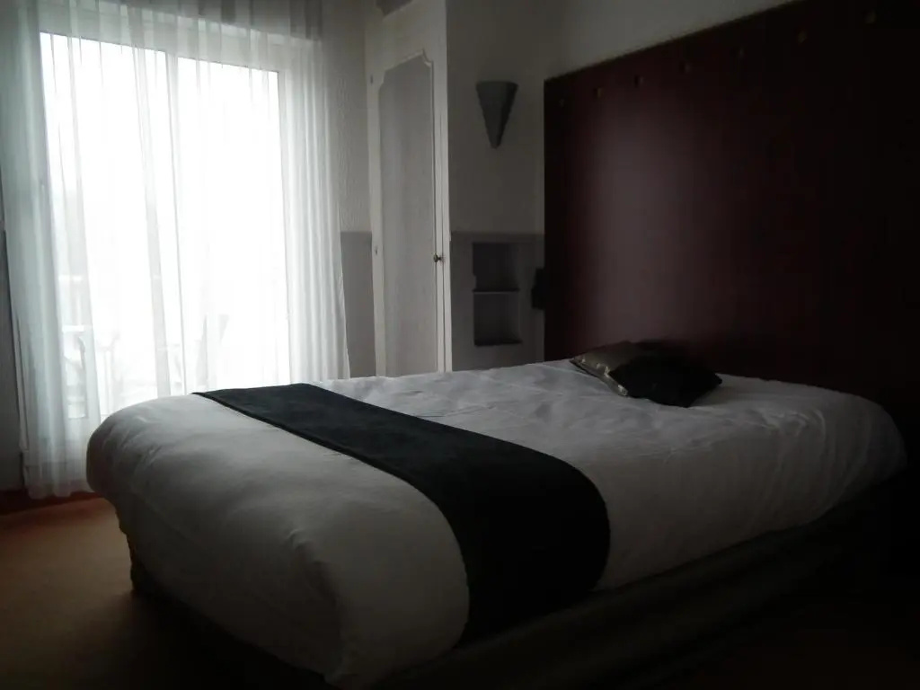 Contact Hôtel le Moulin Neuf - Général