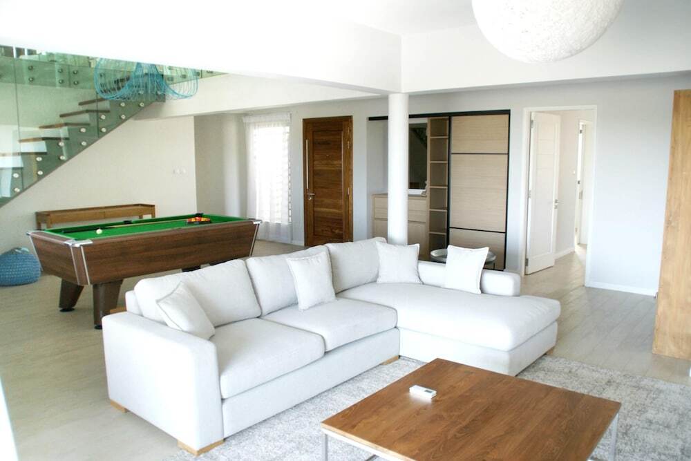 Отель Apartment With 3 Bedrooms in Tamarin, With Wonderful sea View, Pool Ac, фото 2