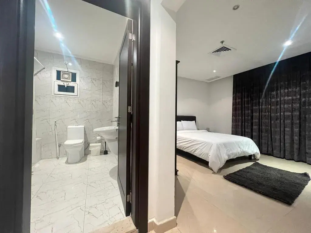 White luxury Suite hotel - фото 10