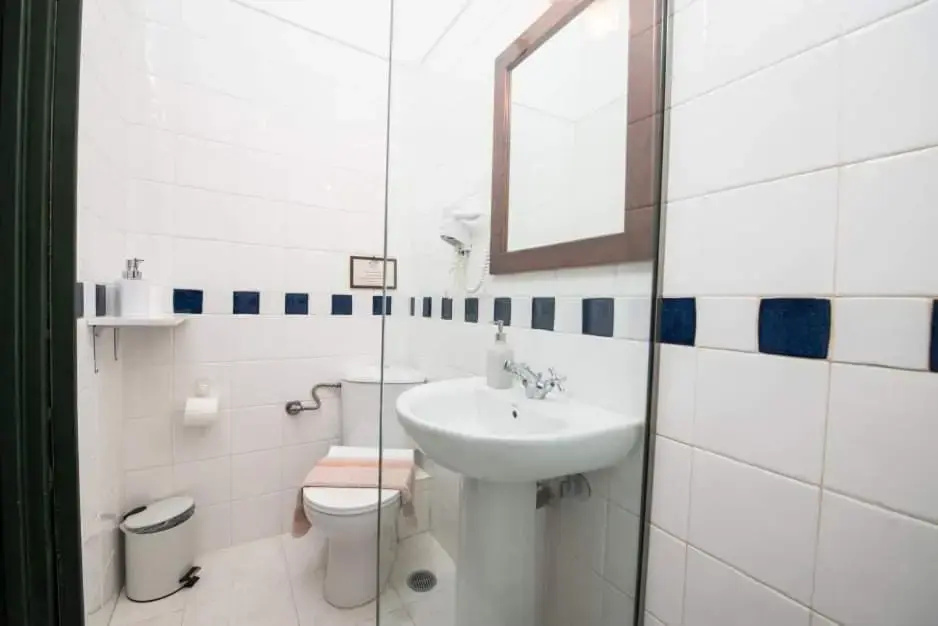 Ntouana Hotel - Chambres
