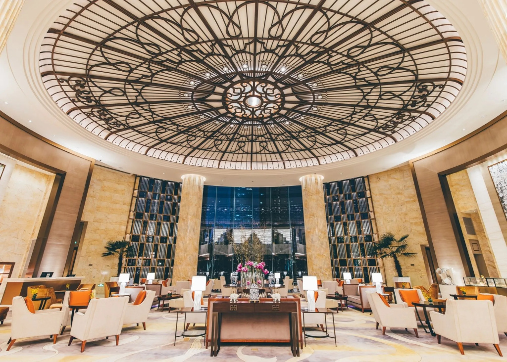 Lobby & Reception
