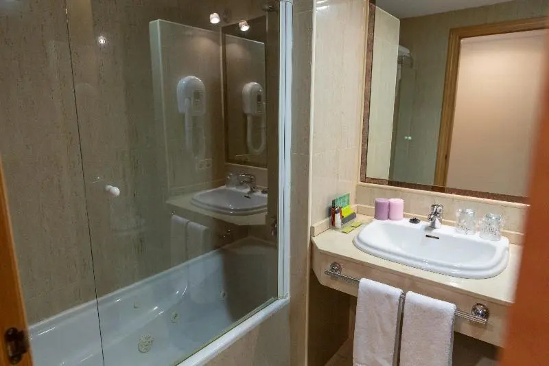 Hotel Ciudad Cangas De Onis - Chambres
