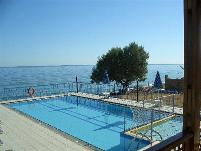 Danaos Beach Apartments