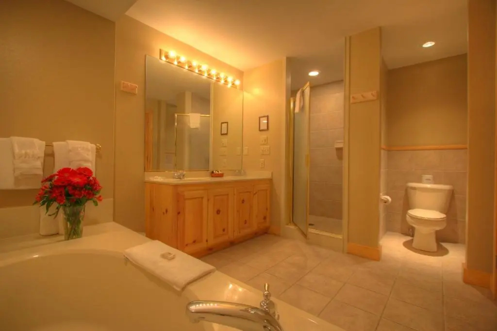 Spruce Point Inn - Chambres