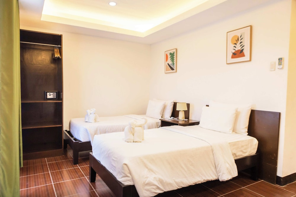 Deluxe Double room with balcony (twin beds)