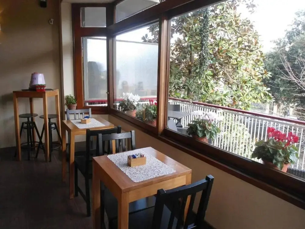 Luxury Double room with balcony (full double bed)