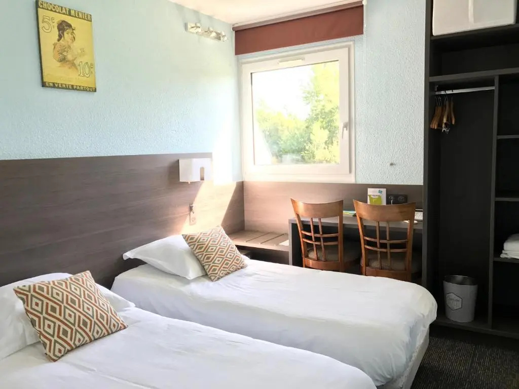 Standard Double room (twin beds)