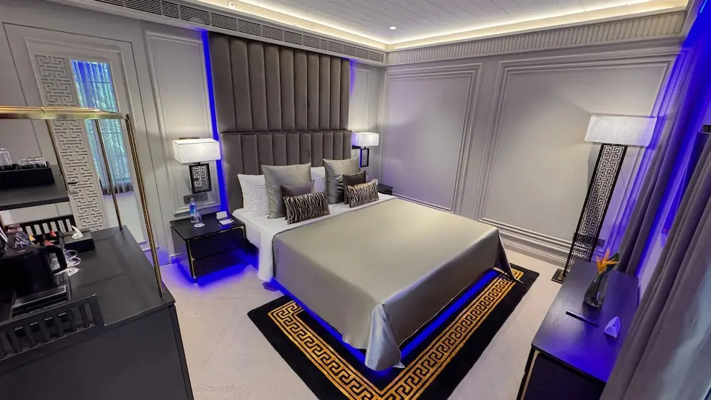 Kings Mansion
