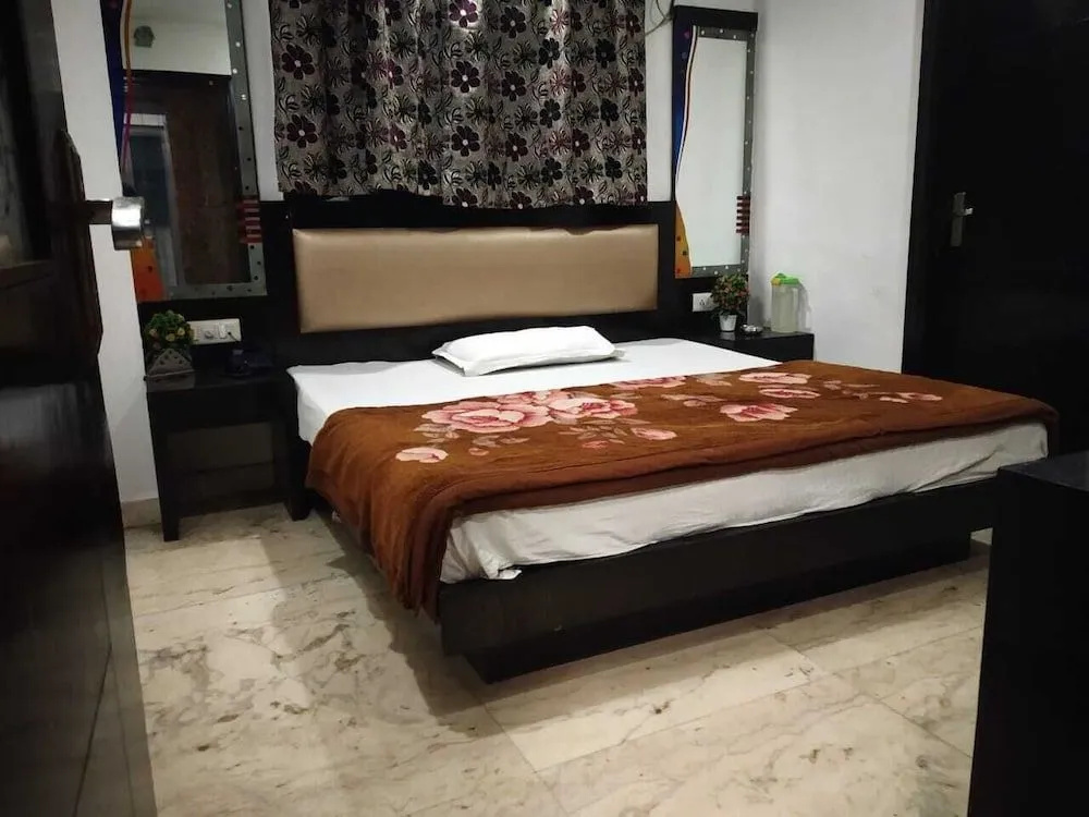 Hotel You Me by ADB Rooms