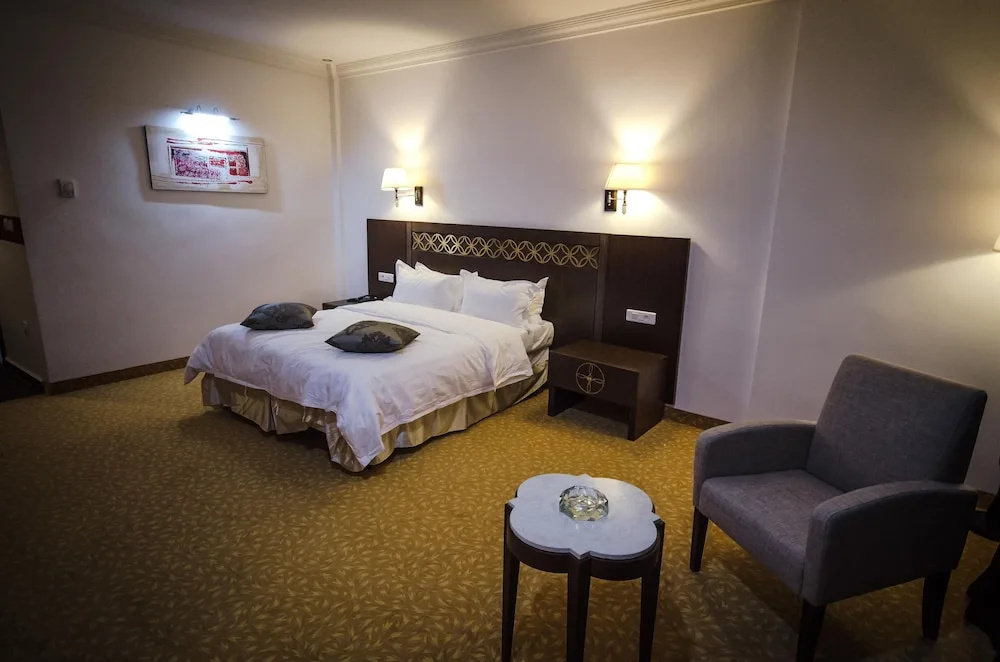Comfort room