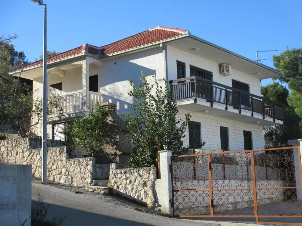 Apartments Bridic