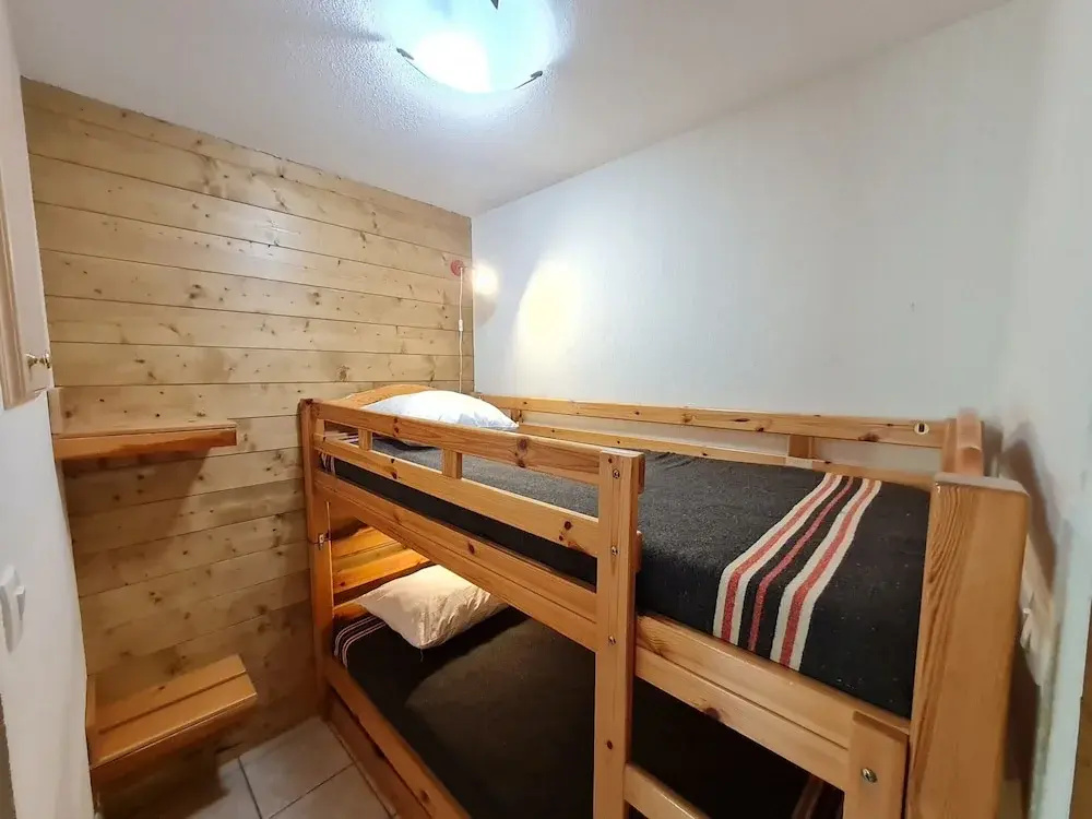 Voir la photo 3 — Spacious Apartment With Balcony