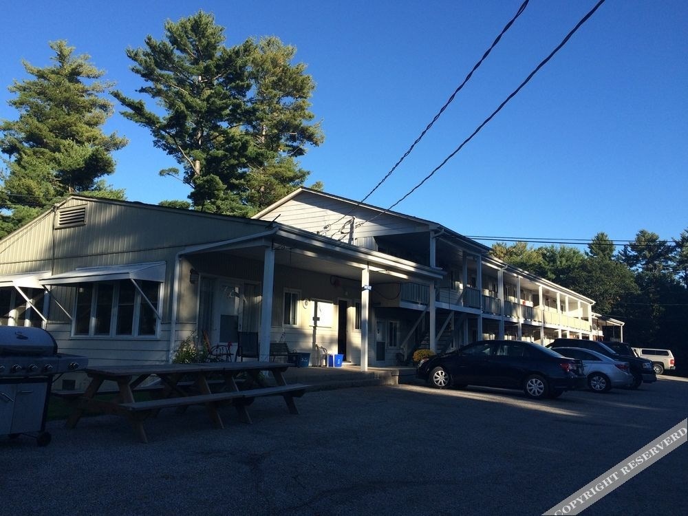 Pinedale Inn