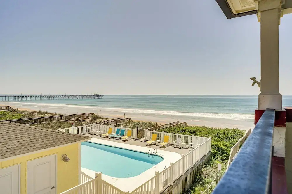Sunrise Oceanview Escape & Pool in N Topsail Beach