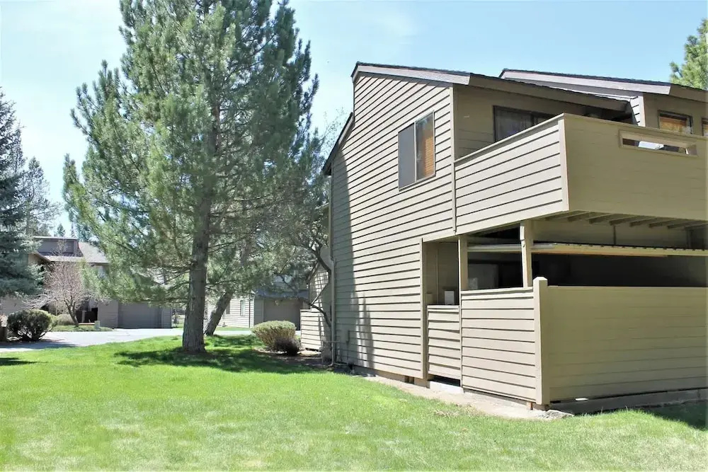 Fairway Village 25