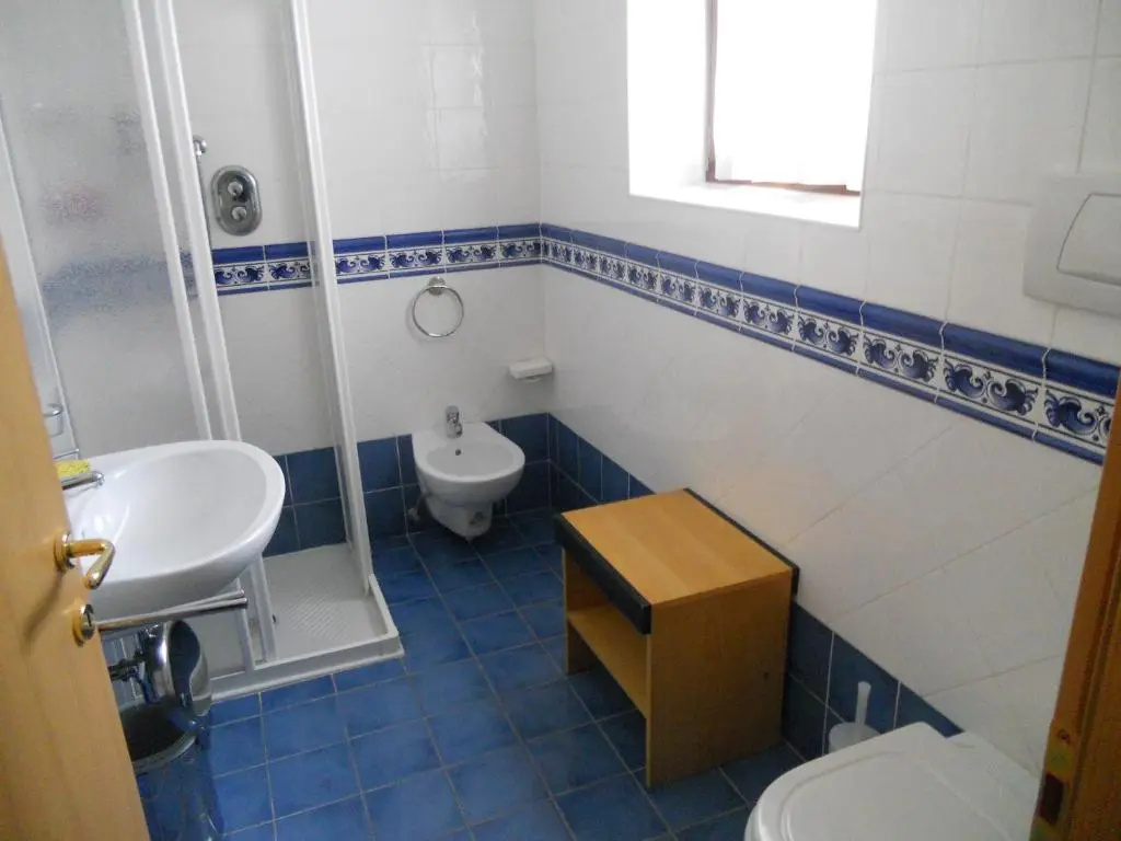 3 Bedrooms Apartment