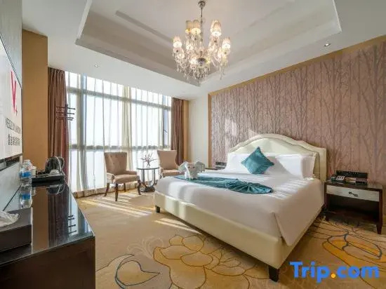 Deluxe Family Duplex Suite