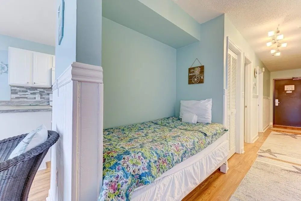 0207 Dancing Tides 1 Bedroom Condo