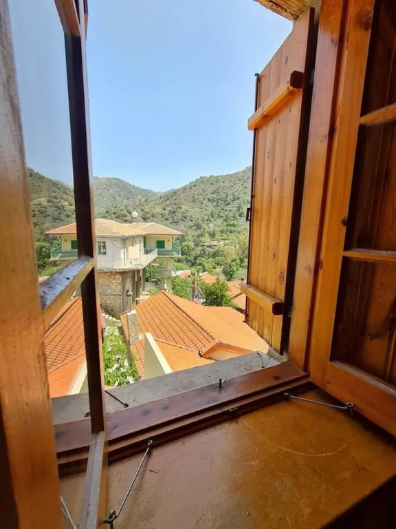 Balcony & Terrace