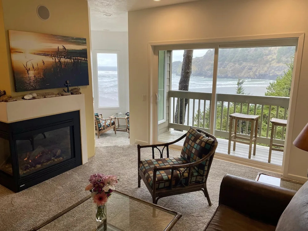 2 Bedrooms Premier room with balcony and with ocean view